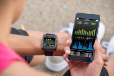 Smartwatch and smartphone activity tracking